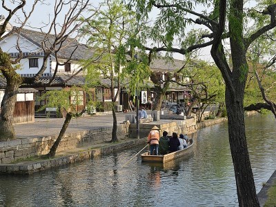 美観地区川舟流し