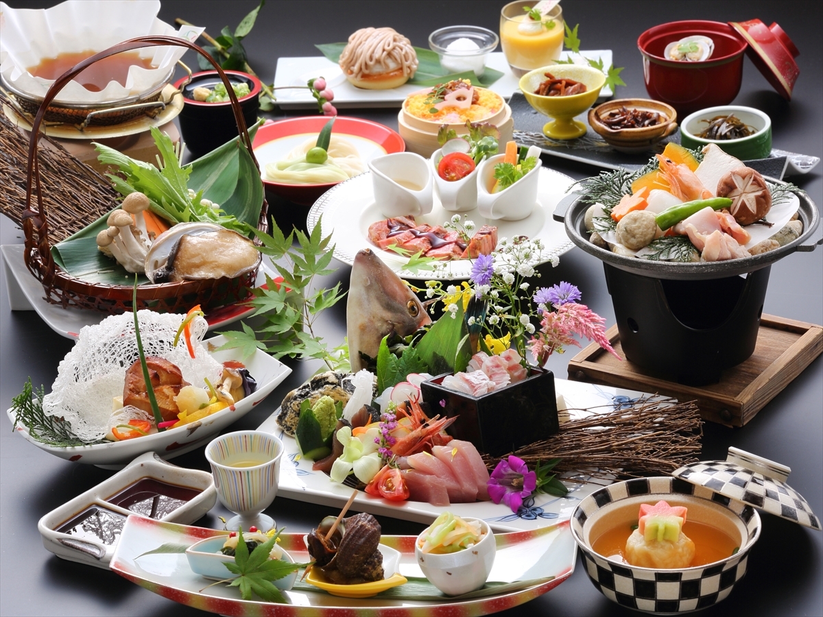 【特撰会席】「地魚の姿造り5種盛り」「鮑料理」「和牛ステーキ」付・特撰和会席
