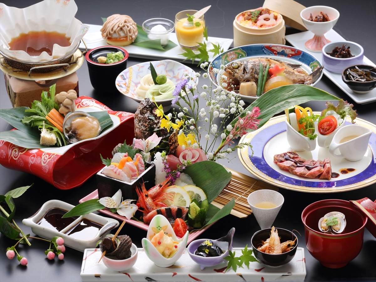 【量より質】「姿造里盛り合わせ5種」「鮑料理」「和牛ステーキ」付き・量より質の会席♪