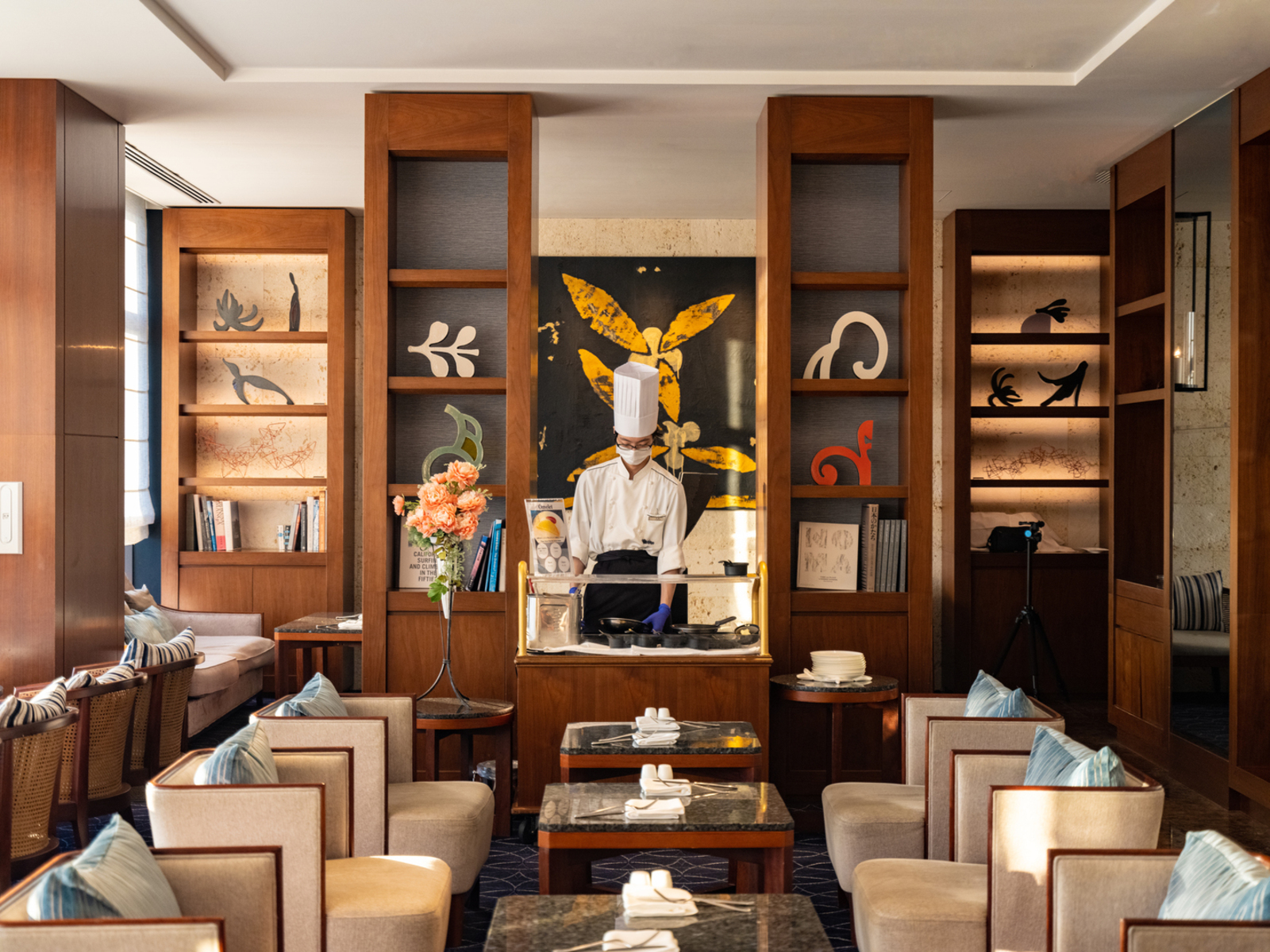 Regency Club Lounge3
(1600*1200) Regency Club Lounge3
(1600*1200)