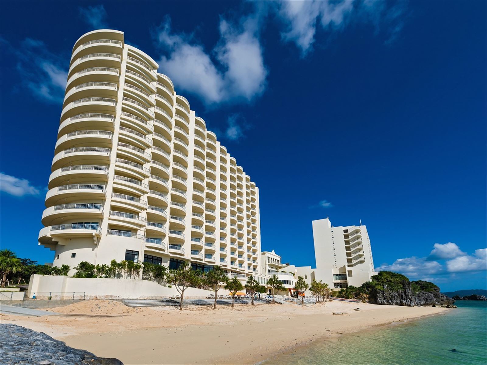 The hotel appearance