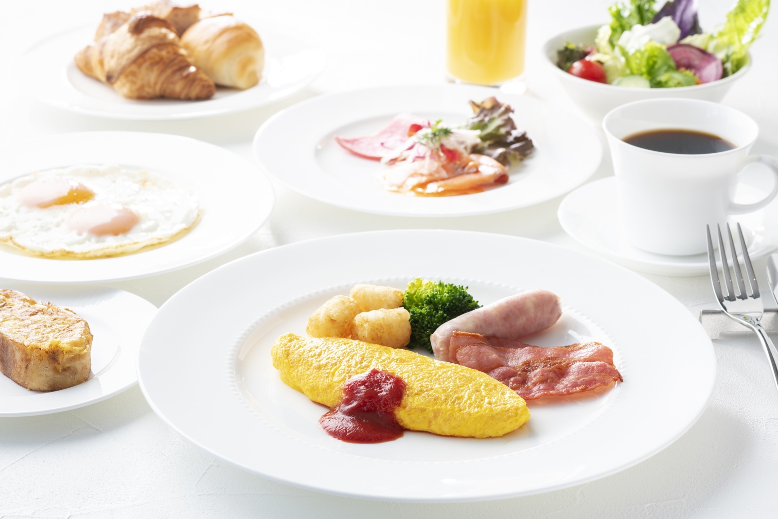 【早割14】HOTEL COLLECTIVE 14日前のご予約でお得にステイ！（朝食付）