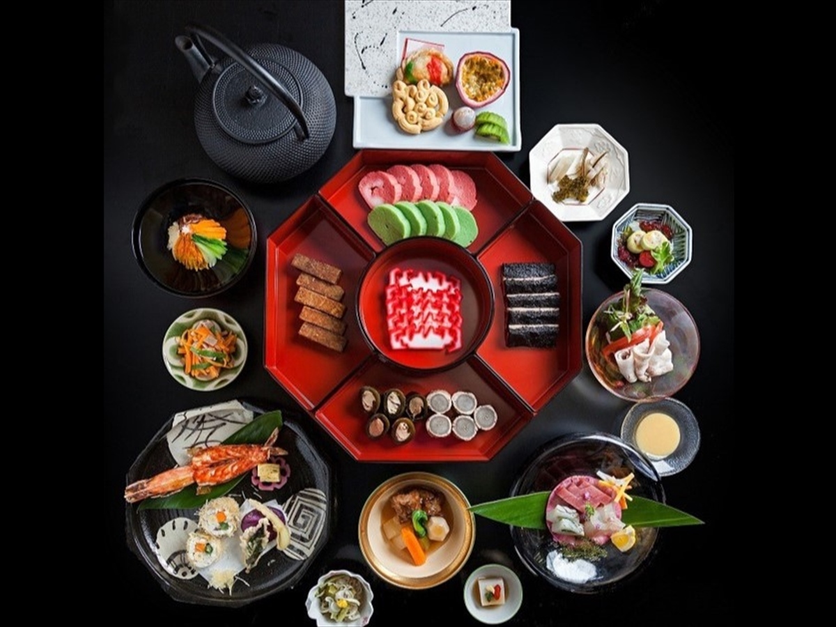 【創作ディナー】全室個室の特別な空間で、琉球王国のおもてなしディナーを堪能＜夕・朝食付き＞