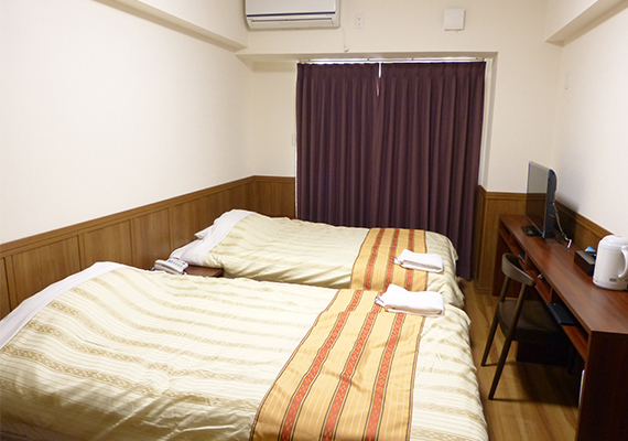 Twin room