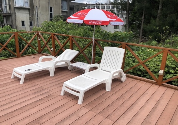 デッキでまったり気分～(^^♪