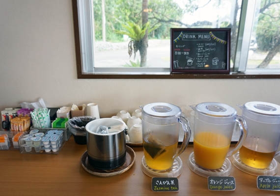 Breakfast: Enjoy complimentary drinks, including sanpin tea. Breakfast: Enjoy complimentary drinks, including sanpin tea.
