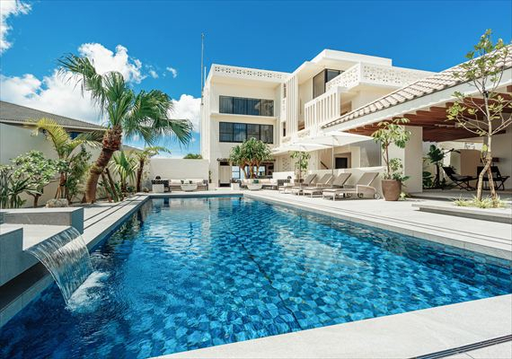 AQUA AREA屋外プール