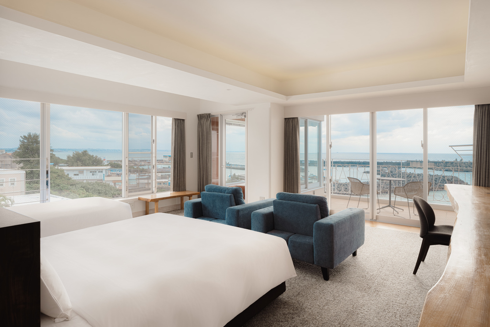 オーシャンスイートキング66平米/バルコニー ジャグジー