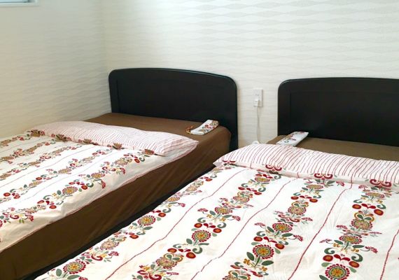 Semi-double bed of 140 centimeters in width is two preparation♪
