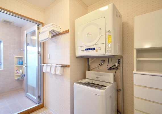 【Guest room】 Washing machine and drying machine 
