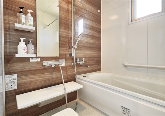Rekibu5 珊瑚屋【浴室】我們也準備了洗髮水和沐浴露供您使用。