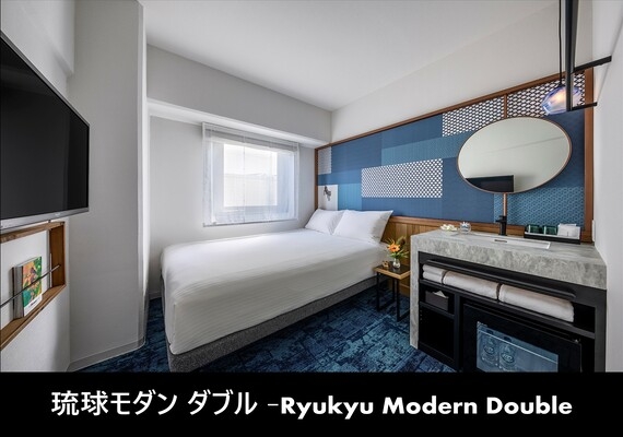 琉球摩登雙人房（Okinawan Modern Double）-客室内-
讓您的住宿更加愉快。這間設計師酒店獨特的設計理念與實用性相結合，為您帶來無窮樂趣。