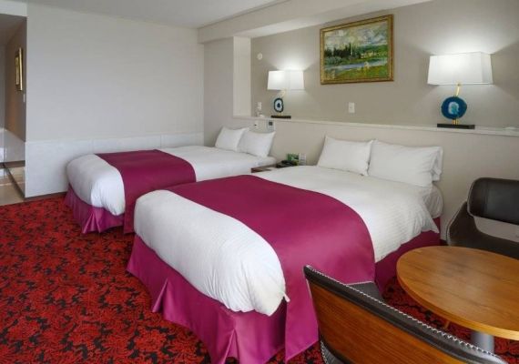 スーペリアルーム（レッド）　内観