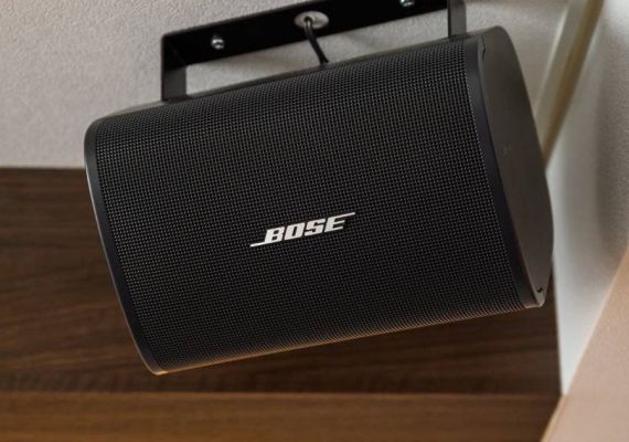 スーペリアルーム（レッド）　バスルーム　室内スピーカー