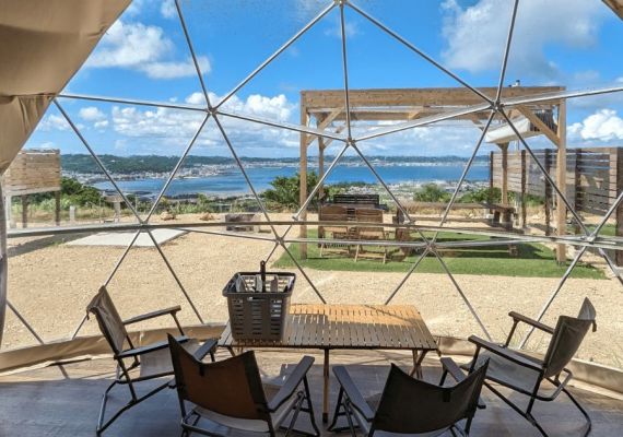 【アズール】グランピングドームテント／39平米／シングルベッド×4台／全室禁煙