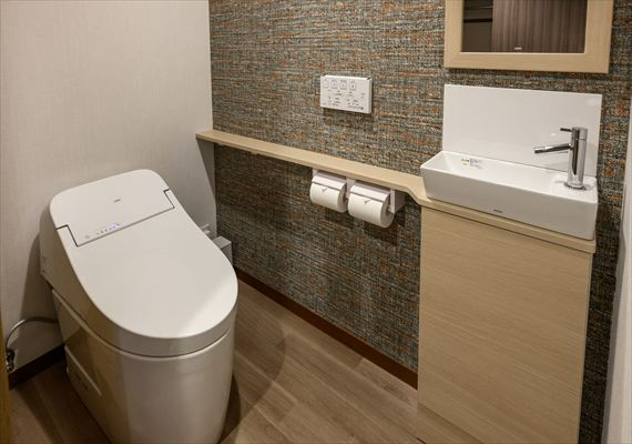【客室/ファミリールーム45㎡】温水洗浄便座付き