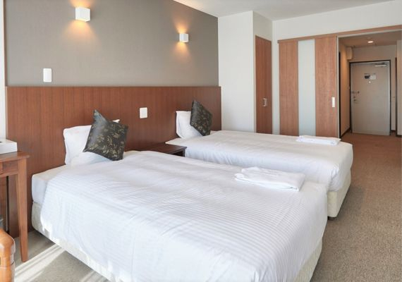 【ホテルタイプ】ツインルーム★シングルベッド（110CM×200CM）2台