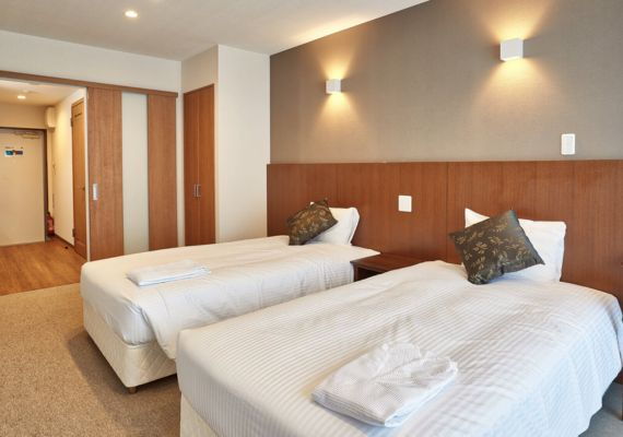 【コンドミニアムタイプ】ツインルーム★シングルベッド（110CM×200CM）2台