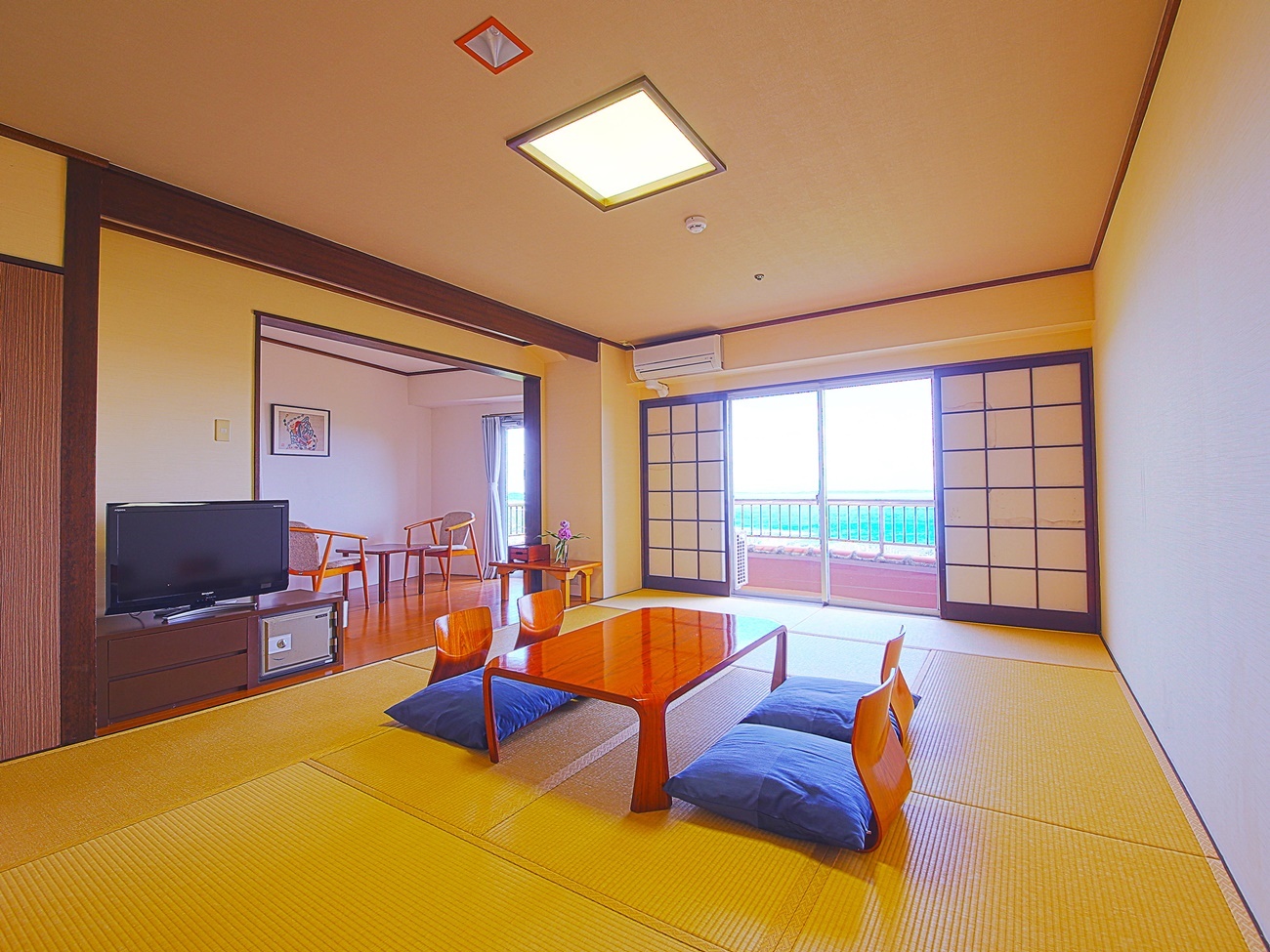 [Main Building] Japanese-Style Deluxe Room【Non-smoking】