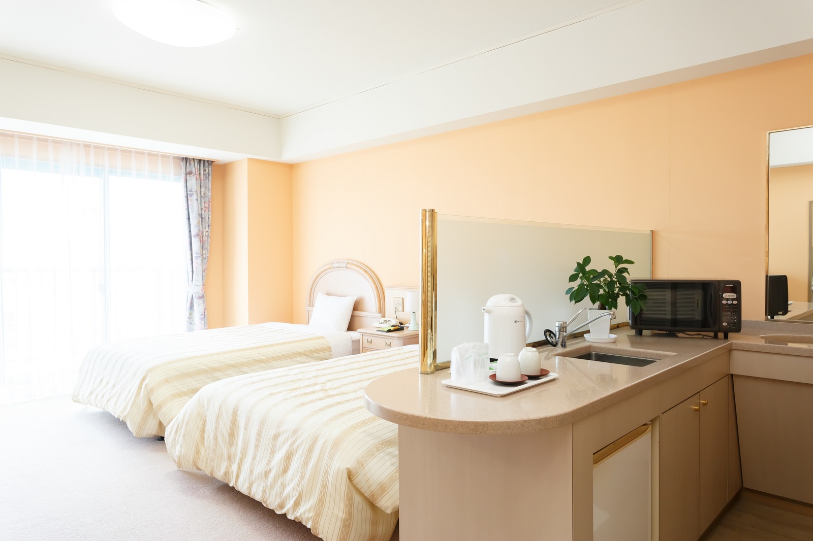 30 square meters of twin rooms [smoking] ★Wi-Fi connection for free★