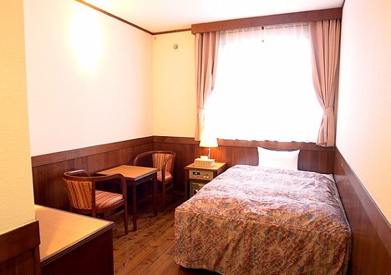 Single Room (with Double bed)