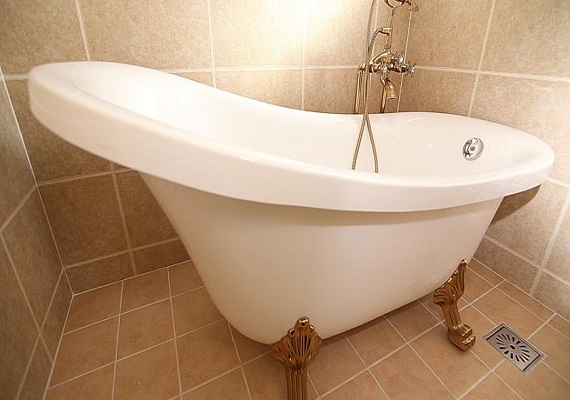 Stylish and comfortable bathtub.