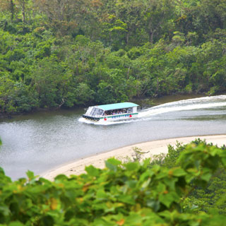 이리오모테 · 유부 · 타케토미 3섬 일주 (타케토미 섬에서 글라스 보트 및 버스 관광) 