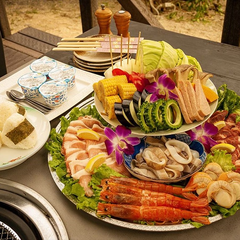 海灘上的日落燒烤BBQ晚餐♪ 單人價格5,500日圓