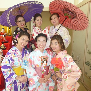 【Close to Asahibashi station!】How about strolling wearing rental kimono?! 