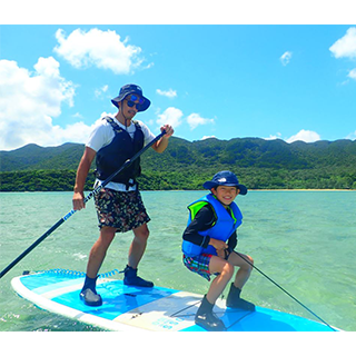 Choose between SUP or Canoe for the Mangrove tour & Blue Cave Snorkeling Plan