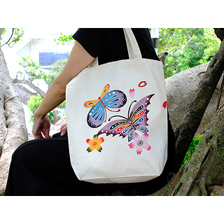 Ryukyu Bingata Experience: Large Tote Bag/Table Centerpiece - 90 Minutes