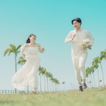 - ウェディングフォト - 沖縄本島天然ビーチ&グリーンフォト（2ロケ）